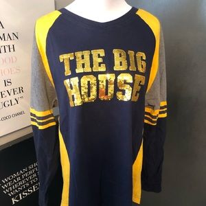 University of Michigan long sleeve shirt